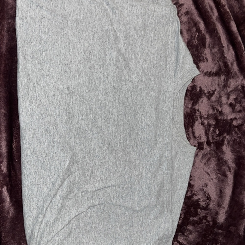 Easter shirt Peepin’ It Real gray 22” pit to pit ~ 24-25 length - Picture 9 of 10